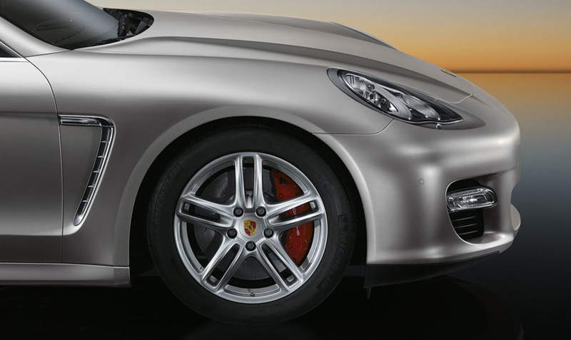 Illustration for article titled Cover Your Eyes: The Porsche Panamera Mega Gallery